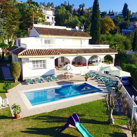 Вилла Large 7 Bedroom In Sierrrezuela Heated Pool