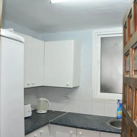 Large 7 Bedroom In Sierrrezuela Heated Pool Málaga